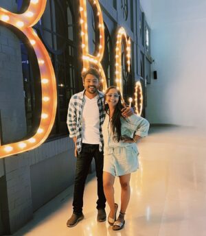 Aditi Dravid Instagram - Beta, Happy Birthday beta 😂🥂 Thankful for a friend like you! फक्त जरा, बरा वागत जा! म्हातारपणाच्या अनेक शुभेच्छा तुला! Byeiei! 
PS : Party de. Maaj karu nakos.