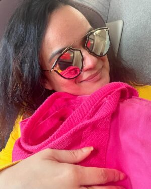 Aditi Singh Sharma Instagram - Just cannot believe it has been 14 days already .. the devastation, emptiness & exhaustion have hit me HARD !! Taking moma’s final remains to her #Delhi house where she really belongs .. my amazing mother gifted me the wonder called travel, she took me on numerous flights to so many countries ever since I was a baby, and now .. I am taking her on her last flight !! 🥹
Rest in peace moma. ❤️🙏

#mom #restinpeace #lastflight