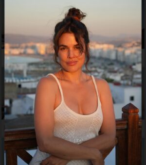 Adriana Ugarte Instagram - Atardeceres que te dejan muda🙏🏻🥹💕

  @lamaisonblanchetanger
📸 @ismabeg