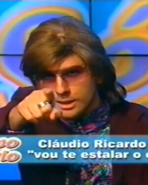 Adriano Pereira Instagram - Hoje, 30 de julho, faz 10 anos que nos despedimos do nosso irmão Fausto. Uma ausência física, mas nunca uma ausência em si. Pois a sua marca, o seu legado, suas obras e idéias vive em todos nós.

Ele nunca curtiu os holofotes, a mídia em si, os tapinhas nas costas e apertos de mãos da politicagem midiática. Era um Punk do Humor como citou uma vez. Essa ideologia marca o nosso legado humorístico como obra. Essa ideologia trouxe pra nós uma certa blindagem que nos dá muito orgulho e seguimos assim. E pra onde formos iremos sempre honrar sua mente genial e geniosa.

Obrigado, irmão! ❤️