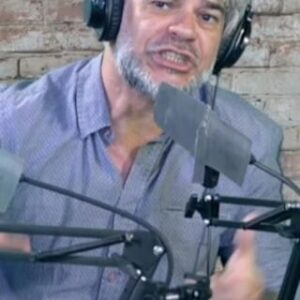 Adriano Pereira Instagram - A conspiração da indústria de ar condicionado