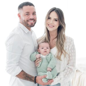 Adriano de Souza Instagram - Primeiro dia dos pais 🥰❤️🐥
Primeiro dia do Romeo na praia ☀️💙
Primeiro de muitos né filhoooooo
#papaibabao #felizdiadospais