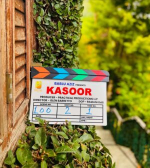 Aftab Shivdasani Instagram - On this special day, as I turn a year older, the only gift i ask for is your love and blessings. 
Thank you for all the love over the years. I’m very grateful and blessed to be working on this birthday on a very special film that means a lot to me. 
Love and gratitude. 🙏🏼❤️🎥✨
#kasoor