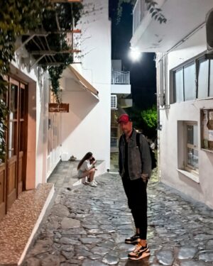 Aggeliki Daliani Instagram - Just strolling…. 
•••••••••••••••••••••••••••••••••••••••••••••••••••••••••••
#islandhopping #familytime ##greekislands #vacationmode 
@manospapagiannis @lydia.papagianny