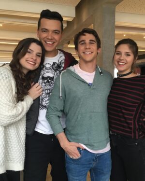 Agustina Palma Instagram - Ustedes lo pidieron!! 20 fotos perdidas de O11CE! 🧨 
Gracias por todos los mensajitos, cada vez son más los que ven la serie x @disneyplus #o11ce 

1. Final de la temporada. 
2. Las chicas del grupo de vóley! 
3. Family 🤍
4. @sabrinacarpenter justo estaba por ahí en una de las fiestas de Once 😂
5. Con Gabo @marianog esperando para grabar. 
6. Mi primera audición para Disney O11ce
7. @sebastian_athie 
8. El futuro es hoy.
9. Evento en las oficinas de Disney Argentina
10. Abrazó final 
11. Ganaron 
12. Escena  dramática 
13. Con mi mamá en la vida real @espejoconstanza que hizo de la mamá de Martina Markinson. 
14. Kids choice award 2017 Argentina. 
15. Mi primera escena 
16. Mi Camarín 
17. Zoe @paulivetrano 
18. Martina y Lorenzo 
19. El IAD 
20. Los amo, gracias por cada uno de sus mensajes y por seguir ahí después de tantos años! Y a los nuevos seguidores que están viendo la serie disfruten mucho, es una serie hecha con mucho mucho amor y bonita energía!❤️✨