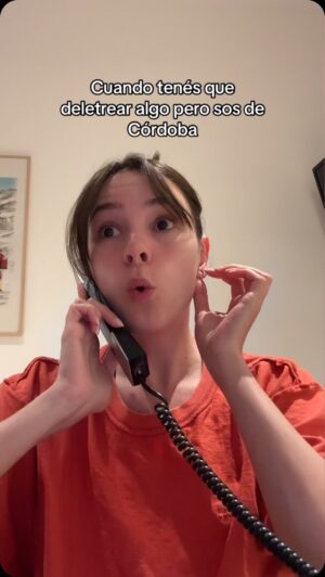 Agustina Suásquita Instagram - Más difícil de deletrear mi apellido encima