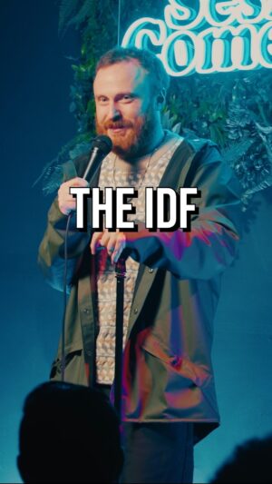 Ahamed Weinberg Instagram - @ahamedweinberg shares his feeling about the IDF, and totally expects the comment section of this reel to be chill @seshcomedy 

#standupcomedy #gaza #palestine