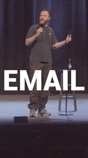 Ahamed Weinberg Instagram - Has this ever happened to you? 🤣🤣🤣

#funny #standup #grandma