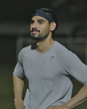 Ahan Shetty Instagram - Great game against @pericoherraiz and his team. They’ve come all the way from Spain to teach underprivileged children how to play football and help enhance their skills and love for the game. Thank you for doing what you do. Glad to have met such amazing people ❤️ @cooperacion_internacional_ong
