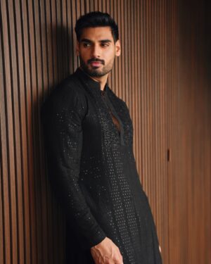 Ahan Shetty Instagram - 🖤 

#A&R