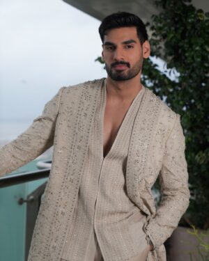 Ahan Shetty Instagram - In good company