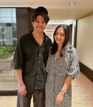 Ahana Kumar Instagram - Happiest of Happy Birthdays to you , Dulquer ❤️ About 10 years ago , I remember watching you from a distance wondering if I’ll ever know you .. or rather if you’ll ever know me. A decade later , getting to call you my friend and for all the love , food and good times you give us in abundance .. it’s nothing short of precious for me! The kind of love you give your loved ones is proof enough for the absolute gem that you are. Here’s sending you lots of love and wishes for the best years of your life , surrounded by oodles of love and the best movies ❤️🤗 @dqsalmaan ✨

Saving up these pictures for a while now haha 🦋