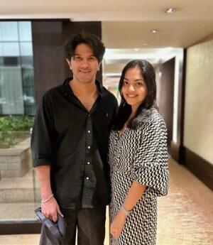 Ahana Kumar Instagram - Happiest of Happy Birthdays to you , Dulquer ❤️ About 10 years ago , I remember watching you from a distance wondering if I’ll ever know you .. or rather if you’ll ever know me. A decade later , getting to call you my friend and for all the love , food and good times you give us in abundance .. it’s nothing short of precious for me! The kind of love you give your loved ones is proof enough for the absolute gem that you are. Here’s sending you lots of love and wishes for the best years of your life , surrounded by oodles of love and the best movies ❤️🤗 @dqsalmaan ✨

Saving up these pictures for a while now haha 🦋