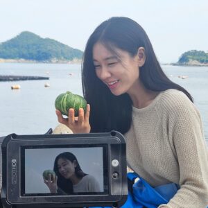 Ahn Eun-jin Instagram - .
tvN 언니네 산지직송🌟
매주 목요일 8시 40분
첫만남 부터 남해까지,,,🥰