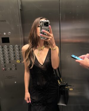 Aimee Carrero Instagram - east coast summer album ☀️🗽🥵