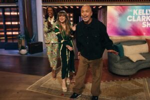 Aisha Tyler Instagram - SO pumped to be on @kellyclarksonshow tomorrow! Kelly is incredible and this was one of the BEST times I’ve ever had on a talk show. EVER. We talk @criminalminds #evolution and Kelly and I sip @losophe organic margaritas together (swoon!) Swipe for a sneak peak at the dramatics that ensue. You’ll have to tune in tomorrow to see exactly how my buddy @jokoy’s pants got absolutely SOAKED on national TV 😝 I’m howling