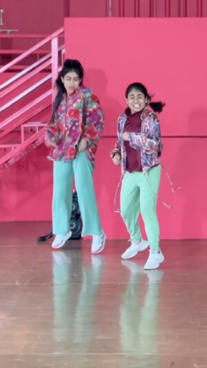Aishu Instagram - This choreography was definitely like some brain exercise @alhena_ads 🫠🫠 

#magudi #dancereels #locking #instadaily