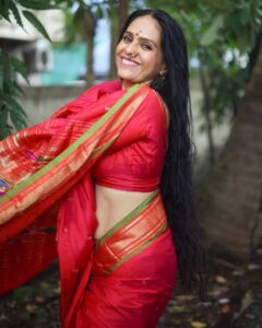 Aishwarya Narkar Most Liked Photos and Posts