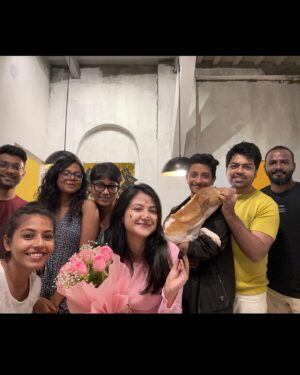 Aishwarya Sen Instagram - Spent another evening, celebrating a well planned birthday suprise 🫶🏻

Thank you team @plutoentofficial