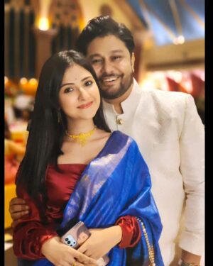 Aishwarya Sen Instagram - Cheers to another year of shared smiles, endless conversations, meaningless fights and unwavering friendship. Happy birthday to someone I can always count on. Happy Everyday My Favourite.. Love & Happiness 💞  @aishwariasen