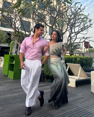 Aishwarya Sharma Bhatt Instagram - Happy birthday Husband @bhatt_neil 🎂🎉 I know we aren’t perfect but that’s the beauty of it, actually We are imperfectly Perfect 🤪 We fight more than we love and we are never on the same page ever 😂 but today you have to be on my page because “mera birthday mera birthday or Tera birthday bhi mera birthday” 🤣 so technically Happy birthday to me 🎉🎂💃🏻

#aishwaryasharma #neilbhatt #birthday #birthdayboy #4thaugust #husband #love