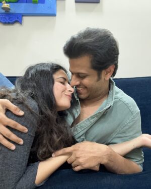 Aishwarya Sharma Bhatt Instagram - Happy birthday Husband @bhatt_neil 🎂🎉 I know we aren’t perfect but that’s the beauty of it, actually We are imperfectly Perfect 🤪 We fight more than we love and we are never on the same page ever 😂 but today you have to be on my page because “mera birthday mera birthday or Tera birthday bhi mera birthday” 🤣 so technically Happy birthday to me 🎉🎂💃🏻

#aishwaryasharma #neilbhatt #birthday #birthdayboy #4thaugust #husband #love