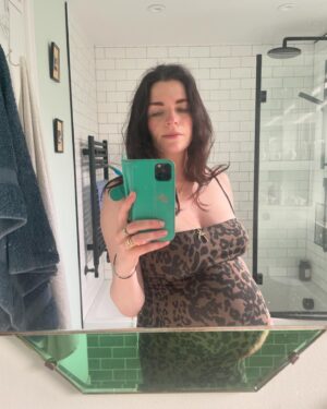 Aisling Bea Instagram - Trip advisor review of Pregnancy: 
One star. ⭐️ 

Negatives: 
-No breakfast included. 
-Limited drinks menu. 
-Expensive. 
-Left feeling very unrested. 
-Not as described online or in pictures. 
-Reminded me of the Glasgow Willie Wonka experience. 
-Towards the end of my stay I was repeatedly kicked in the nuts. 
UTIs, bleeding, depression, cramps, insomnia, nosebleeds, sinus blockage, migraines, vomiting, being randomly touched by people without asking, bones mushing, organs moving, skin stretching, being told that you’ll forget all the pain/that it’s a privilege / that it will all be “worth it“ in the end🙄, heightened awareness of climate change & worst of all- boredom- all described as « normal » and was repeatedly recommended « a nice bath » as a fix to all of the above. 

Positives: 
-Bath quite nice. 
-Lots of help with bags at end of stay. 
-Before checking out, nearby kebab shop man provided free extra chips and quite a flirty wink, which I appreciated. 
-Was given a little gift at check out which is, admittedly, quite cute. 👶🏼 

-Here’s some pictures of the trip when I didn’t hate it/ looked like I didn’t hate it.
