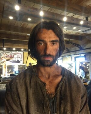 Aitor Luna Instagram - El muchacho con coletilla.... #quemegustaunrecogido💇🏼 #lacatedraldelmar #procesos #orgullodeequipo