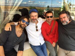 Aitor Luna Instagram - Cáceres aquí estamos!!! #lacatedraldelmar Unaaaax!!!! @unaxugaldeoficial #freelanceeyewear #saliendodeestaapatiainstagramtistica