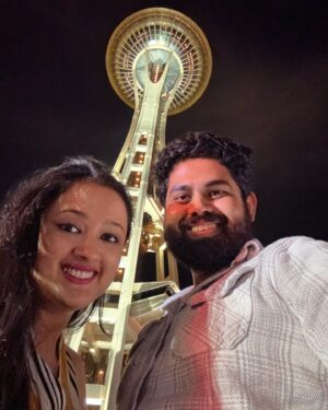 Akhila Pajimannu Instagram - Seattle vibes, our love thrives at a 520feet height, In midnight❤️❤️
@trdhananjai_sharma 

#akhilapajimannu #couples #couplegoals #spaceneedle #seattle #birthday #vibes #goodvibes #midnight #positivevibes #positivethinking #explore #exploremore #instagram #instagood #newpost