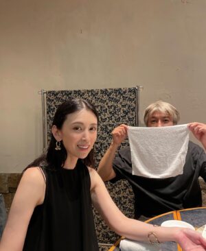 Akiko Hinagata Instagram - 娘が撮った私たち
今夜は中華をいただきました
#外食
#中華