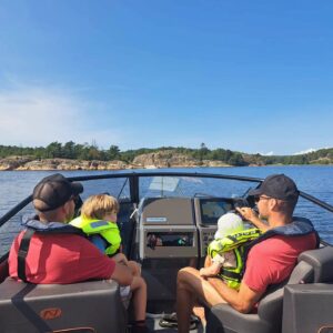 Aksel Lund Svindal Instagram - Vacation. 😊

Paris next