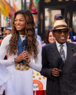Al Roker Instagram - 3x @olympics #goldmedalist @gabbythomas was on our @todayshow plaza and went #roundthehorn with me as you can see in the photos by @photonatr