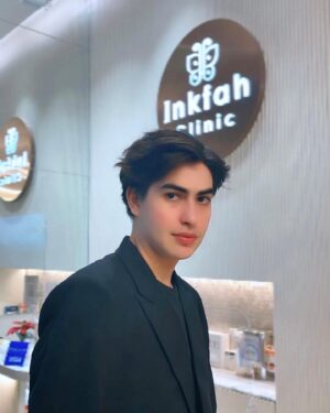 Alan Campana Instagram - ❣️ครบจบในที่เดียว🦋

ขอบคุณ @inkfa_clinic
Stylist : @jeerabrand_officeial 

#Alancampana
#fashion
#inkfaclinic
#คลีนิคเสริมความงาม