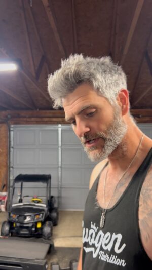 Alan Powell Instagram - Happy Monday! 

Push yourself. Hold yourself to your own standard and no one else’s. 

Because you know… you’re awesome. 

Let’s get it