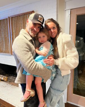 Alan Powell Instagram - How is it possible that my youngest is 3 today?!? 
Lulu is getting too big too fast — she’s feisty - she’s protective - she takes up her space without apologizing - the bottom of 6 she doesn’t have much choice but she is certainly up for the challenge. 
Also.. how does @bryciemarie look this good after 6 kids - just saying