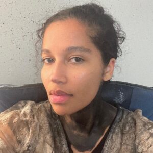 Alana Monteiro Instagram - Reporting live from Salem 🧙🏽‍♀️🔮