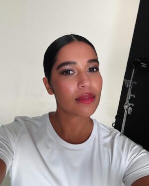 Alana Monteiro Instagram - On set with @clinique babyy 💋