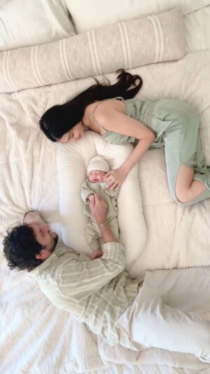 Alanna Panday Instagram - Our little family 🤍