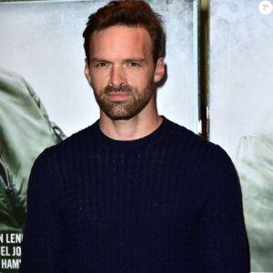 Alban Lenoir Instagram - A French guy for the première Of " French Blood"
😬