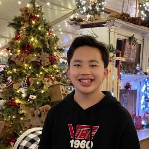 Albert Tsai Instagram - Merry Christmas!🎄🎁Wishing all of you a wonderful holiday season! ✨