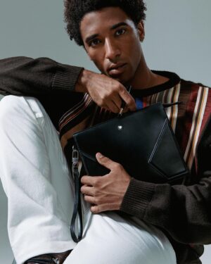 Alberto Boubakar Malanchino Instagram - Qualcuno ha detto @montblanc ¿

Editor in Chief: @federicopoletti 
Ph: @alessandrolofaro.archive 
St: @simonefollistylist 
Gr: @alessiamotti_makeup 

thx: @scotch_soda @tagliatoreofficial 

@whynotmodels
