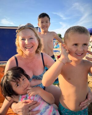 Alberto Mondi Instagram - 소중한 가족 시간
Precious family time

#holydays #휴가 #bibione #italy #이탈리아 #familytime