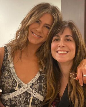 Aleen Keshishian Instagram - Happy birthday to the beautiful, kind, generous, talented, hilarious @jenniferaniston! 🩷 u so so much!