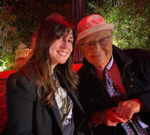 Aleen Keshishian Instagram - Had so much fun tonite with @jenniferaniston @justintheroux #kathrynhahn #jasonbateman @arnettwill @jimmykimmel @mmcnearney @amandaankaofficial #liveinfrontofastudioaudience.  And how insanely cute is the legend @thenormanlear?