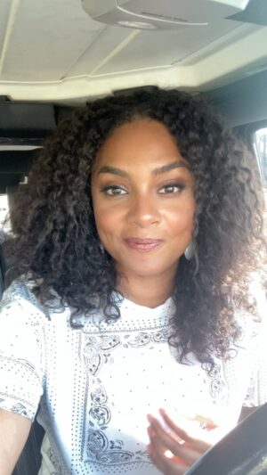 Alesha Renee Instagram - Beauty For Ashes ..1 …. let’s discuss We are not the ugly that has happened to us. It doesn’t have to define us