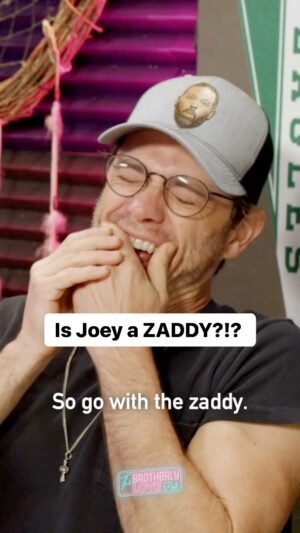 Alessandra Torresani Instagram - What do we think?! 😂🤭 ZADDY??? #LawrenceBrothers #podcast #BrotherlyLove