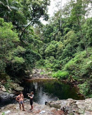 Alex Fitzalan Instagram - a wholesome afternoon hike
