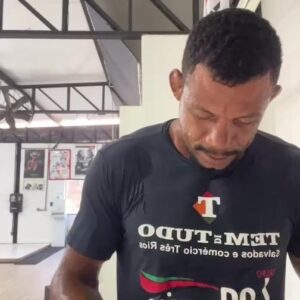 Alex Oliveira Instagram - 