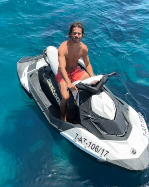 Álex Pastrana Instagram - Salty 💦